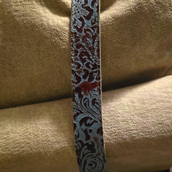 🐮Myra Hair On Bag EUC - Picture 11 of 16